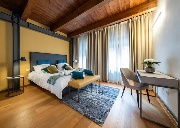 アパート Deluxe In Palazzo Storico - Centro -
