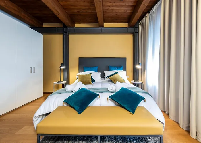 アパート Deluxe In Palazzo Storico - Centro - *