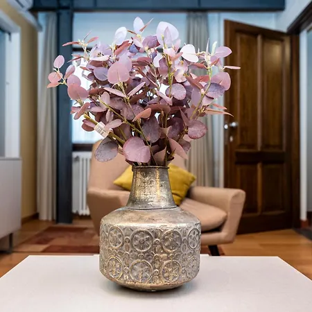 Deluxe In Palazzo Storico - Centro - Apartment Sassari