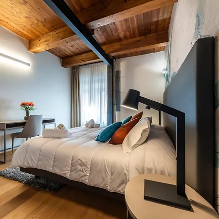Apartment Deluxe In Palazzo Storico - Centro -