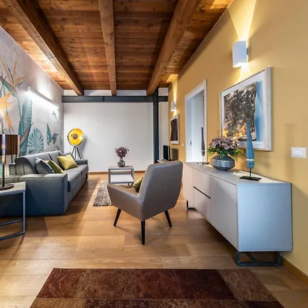 Deluxe In Palazzo Storico - Centro - * Sassari