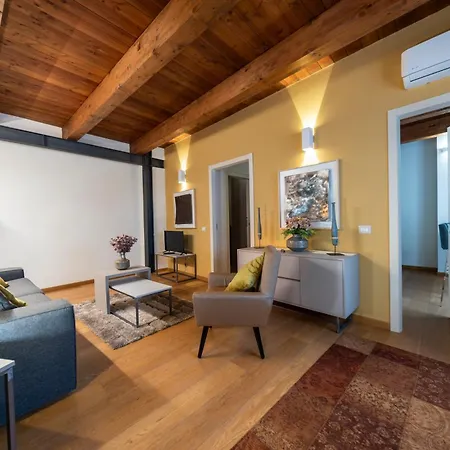 Apartamento Deluxe In Palazzo Storico - Centro -